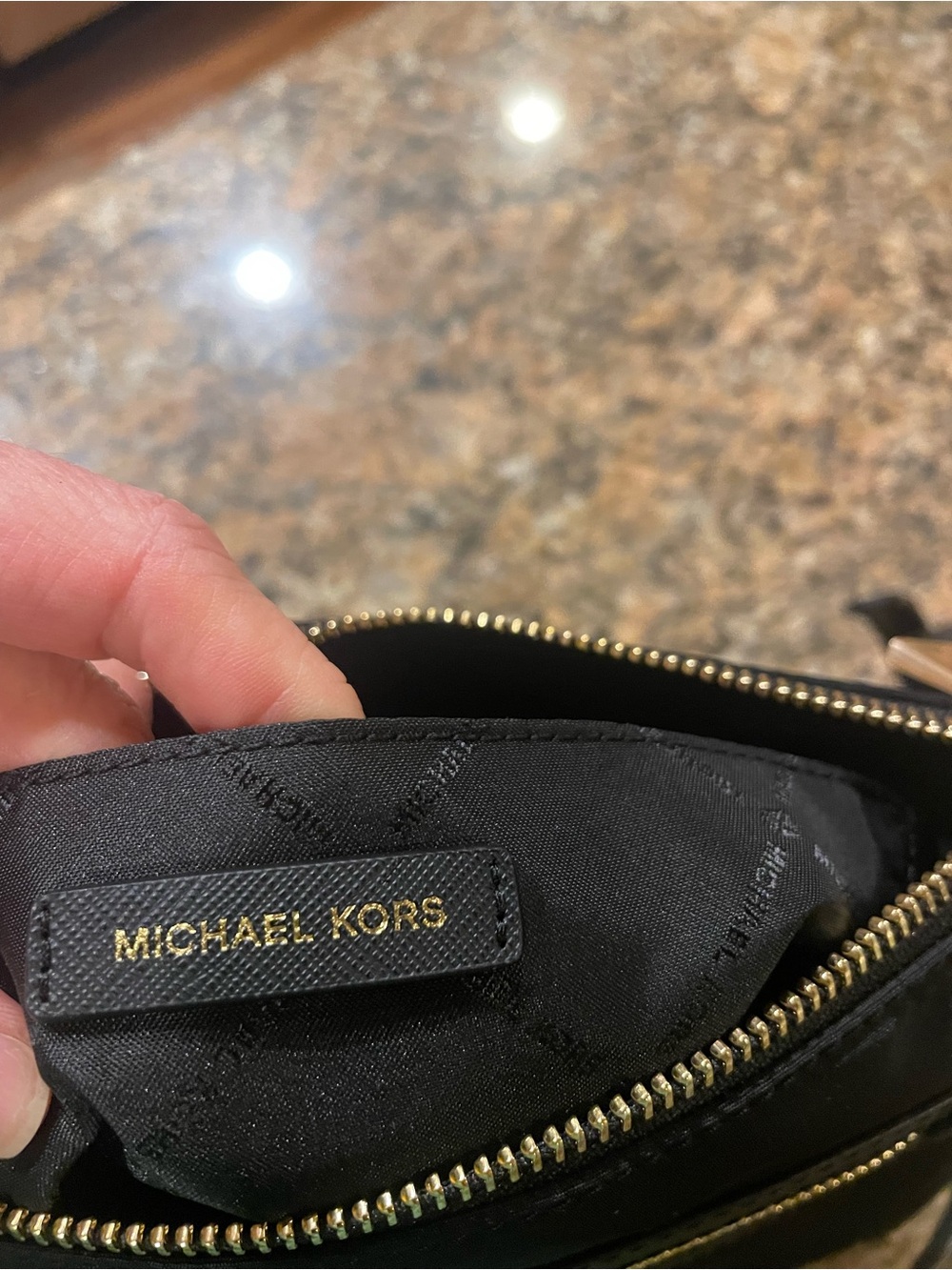 Michael Kors Black Jet Set Charm Crossbody Bag with Gold Hardware - Picture 3 of 5